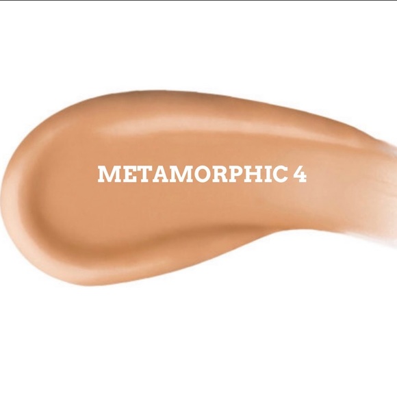 BECCA Light Shifter Brightening Concealer - Picture 13 of 16